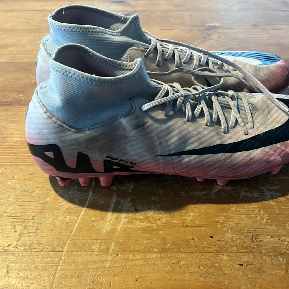 Nike White and Pink High-Top Cleats - Picture 2 of 4